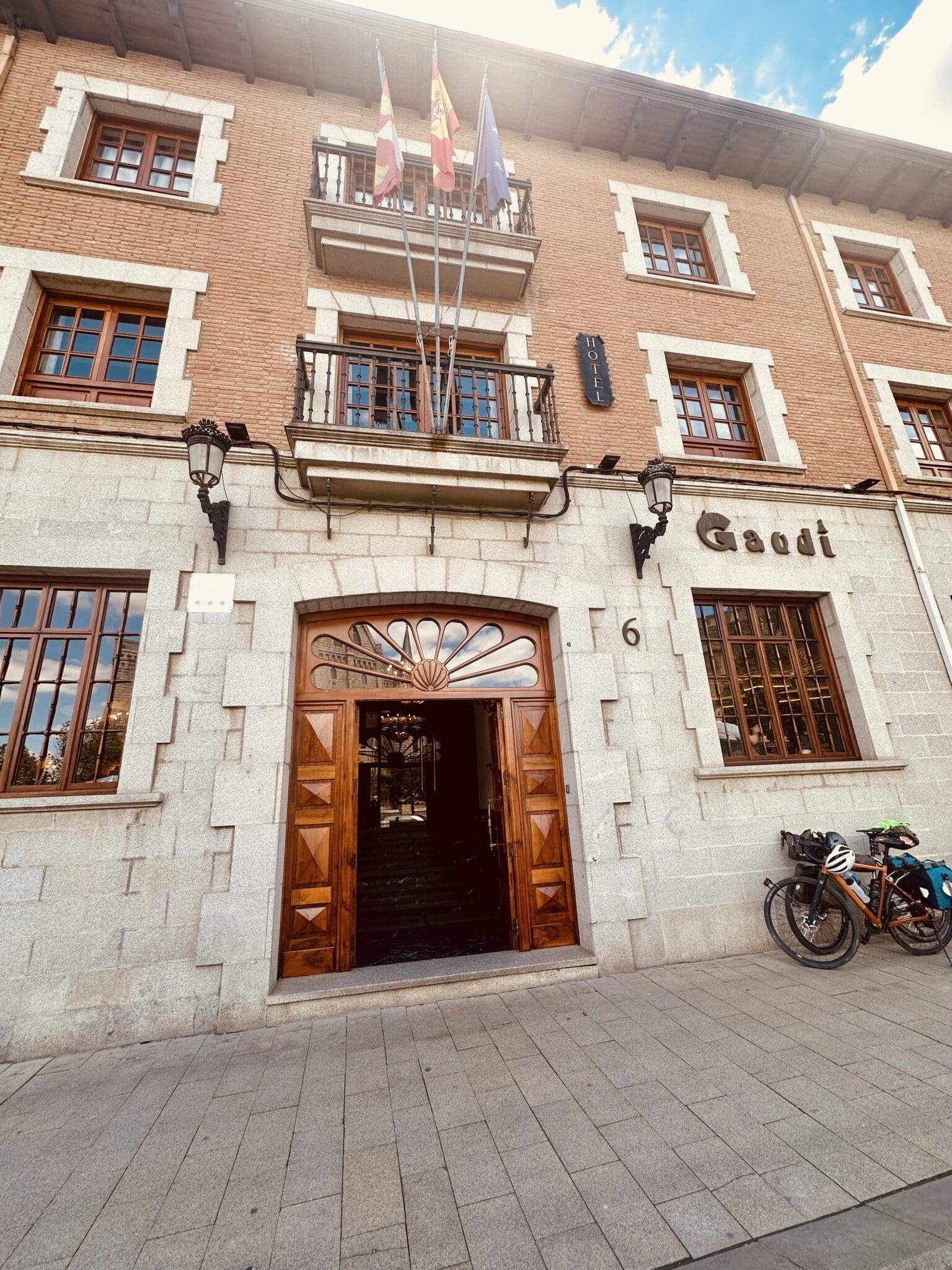 Hotel Gaudi