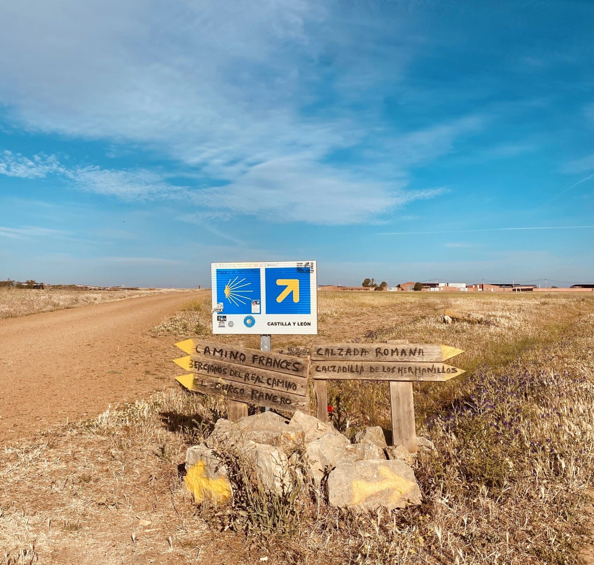Calzada del Coto Sign