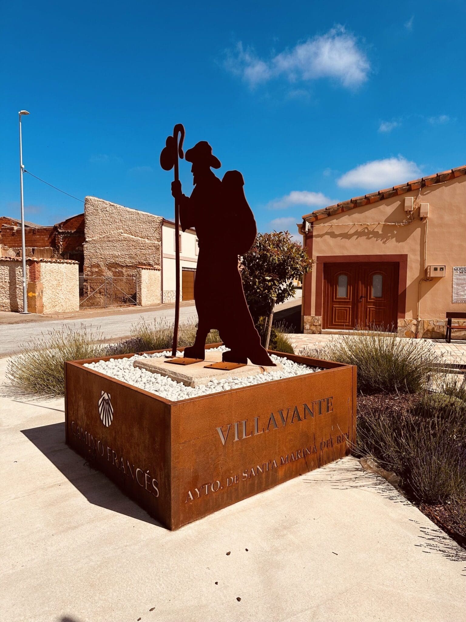 Villavante Statue